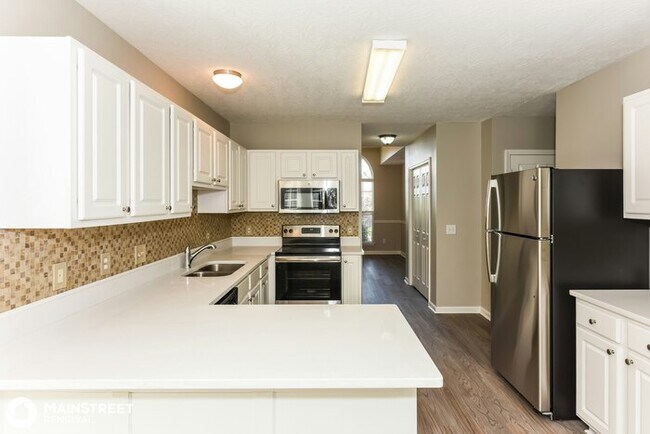 Building Photo - 160 Walton Trace S, Hendersonville, TN 37075