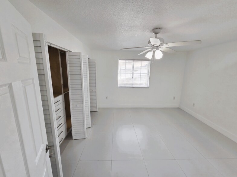 Building Photo - 19504 SW 103rd Ct