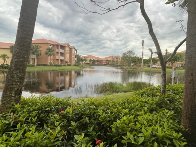 Building Photo - Gardens at Beachwalk 1 Bedroom