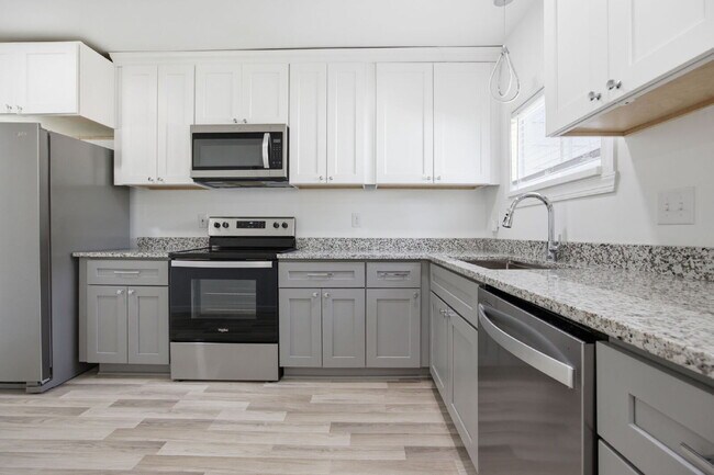 Building Photo - Freshly Renovated Ranch with a Spacious Fenced Yard