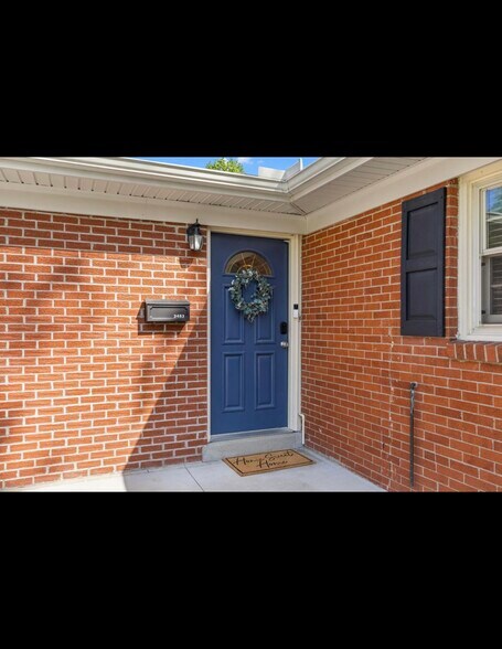 Building Photo - 3483 Greentree Rd