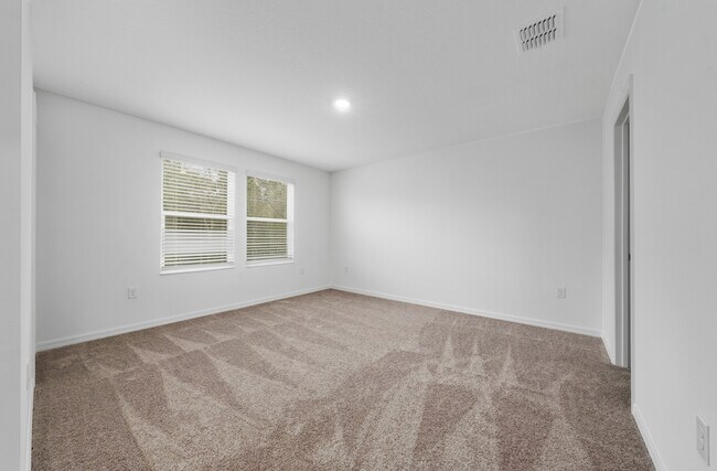 Building Photo - 2814 Raindrop Run St