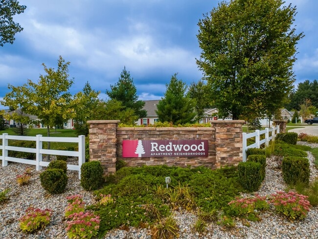 Building Photo - Redwood Midland