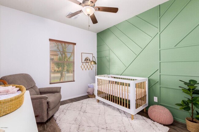 Building Photo - Gorgeous 3bed/2bath single level home in North Peoria!! Best Schools !!