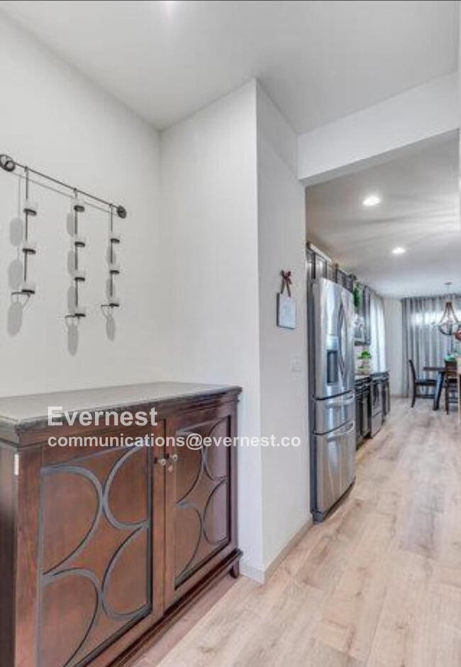 Building Photo - 807 Stonewood Bend Dr