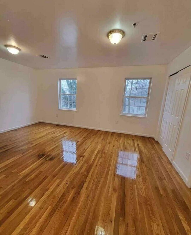 Building Photo - 12 Bergen Ave