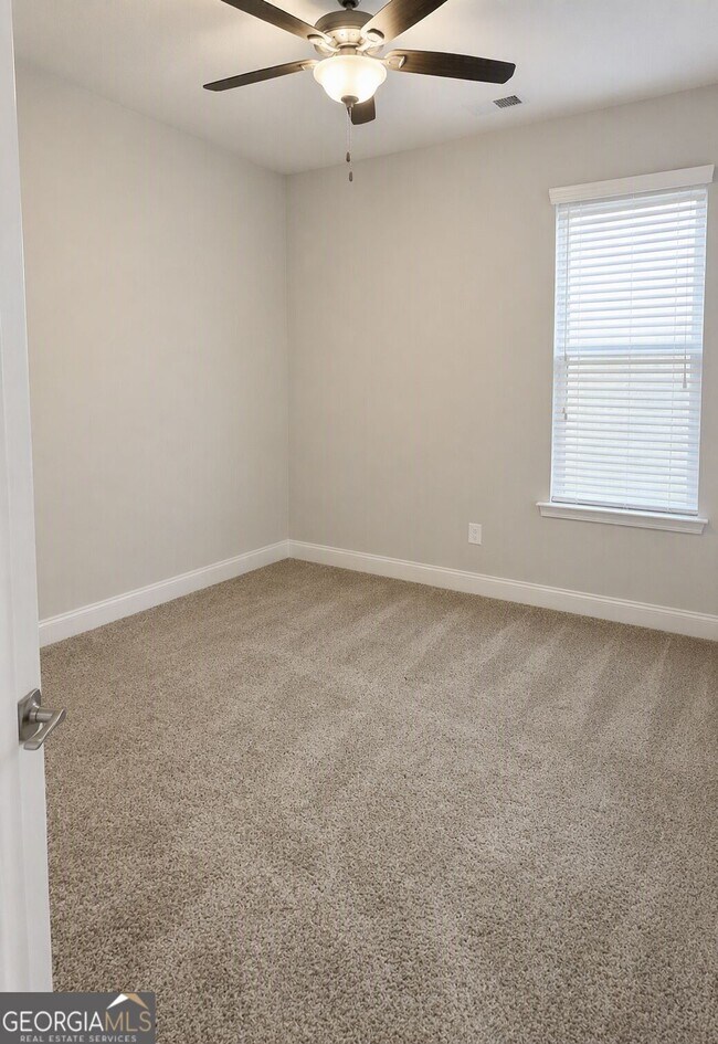 Building Photo - 3457 Sumersbe court