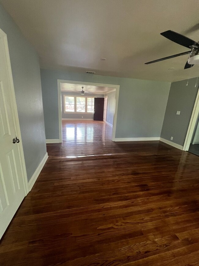 Building Photo - North Shreveport Home