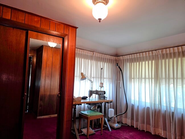 Building Photo - 97 White St