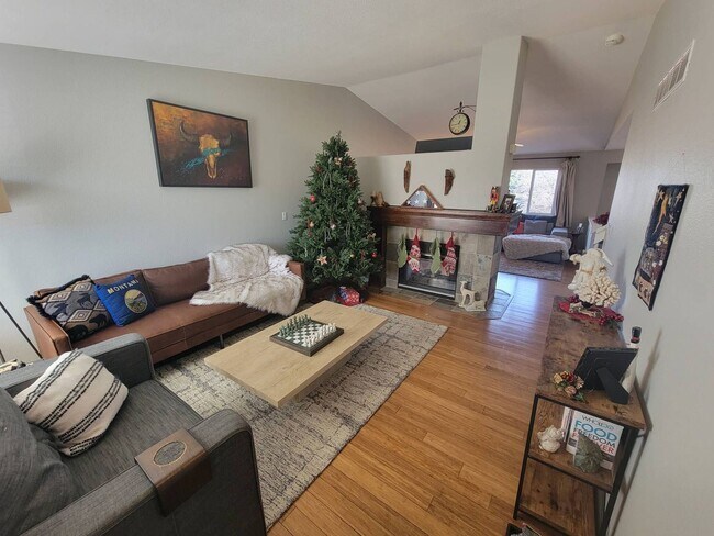 Building Photo - Let us introduce you to your new home!