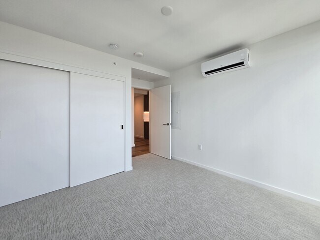 Building Photo - 1500 Rycroft St