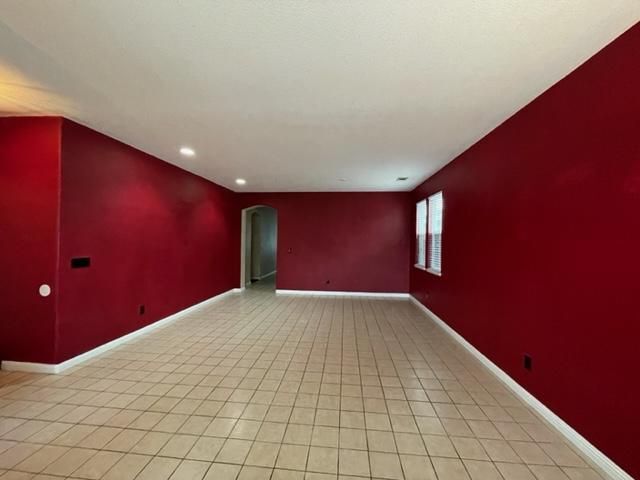 Building Photo - 1322 Yosemite Cir