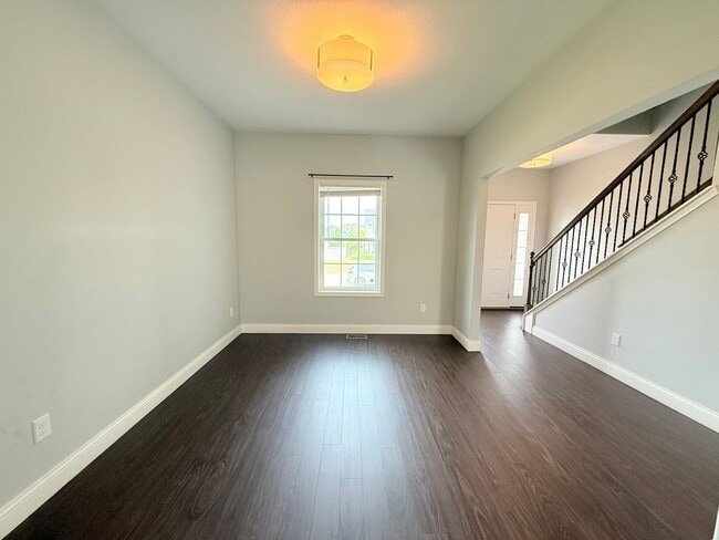 Building Photo - Incredible 4 bedroom house in Fox Creek!