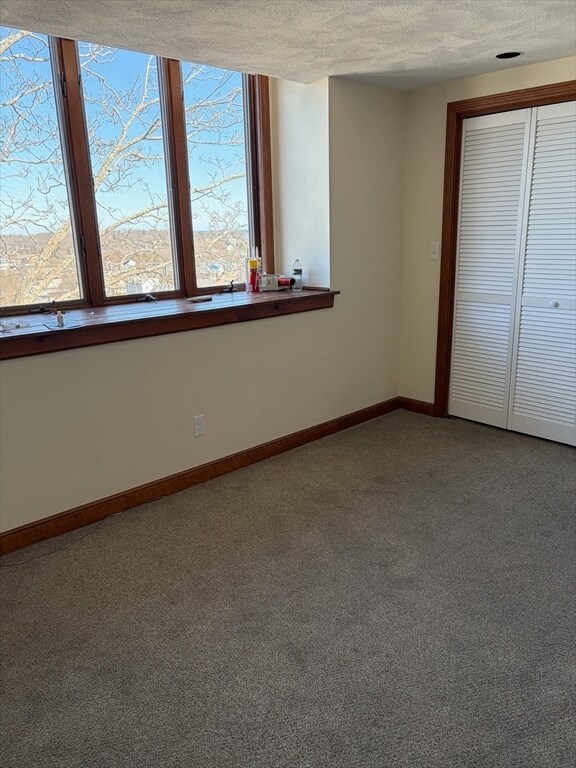 Building Photo - 98 Rockland St