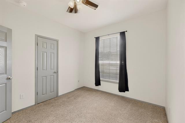 Building Photo - 1409 Clear Creek Dr