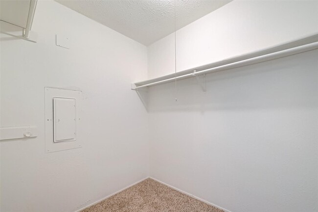 Building Photo - 17414 N Yorkglen Dr