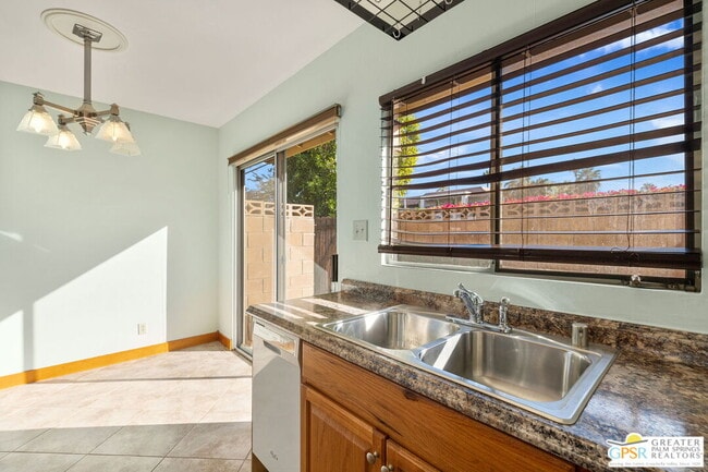 Building Photo - 587 S Calle Ajo