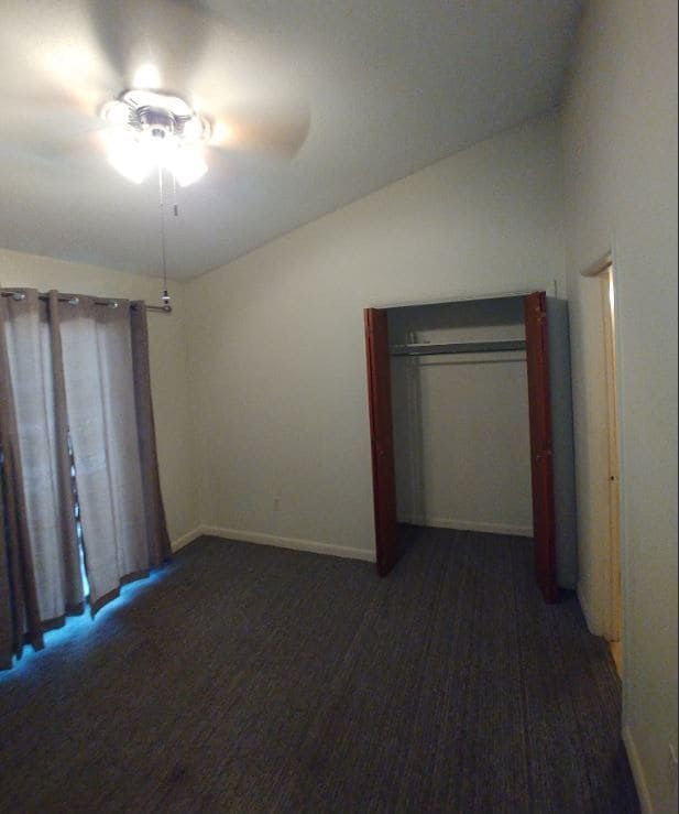 Building Photo - Cozy 1 Bedroom / 1 Bathroom at Wilshire Villa