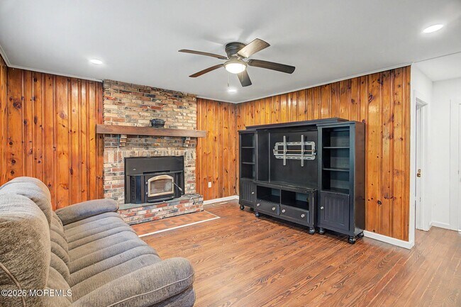 Building Photo - 26 Frenchs Ln