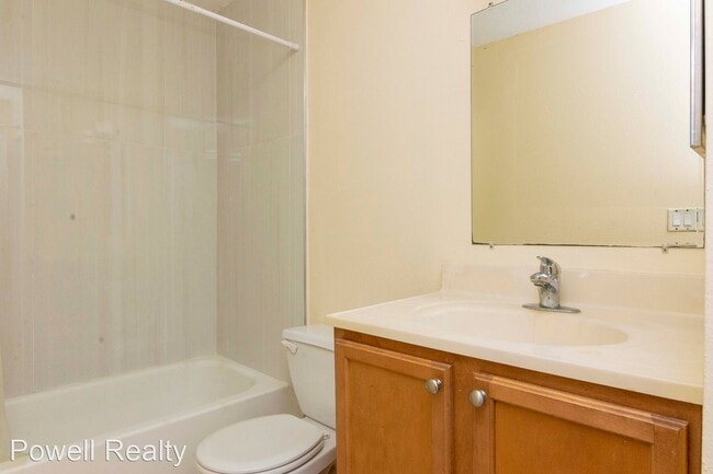 Building Photo - 2 br, 2 bath House - 806 Lake Haven Dr Uni...