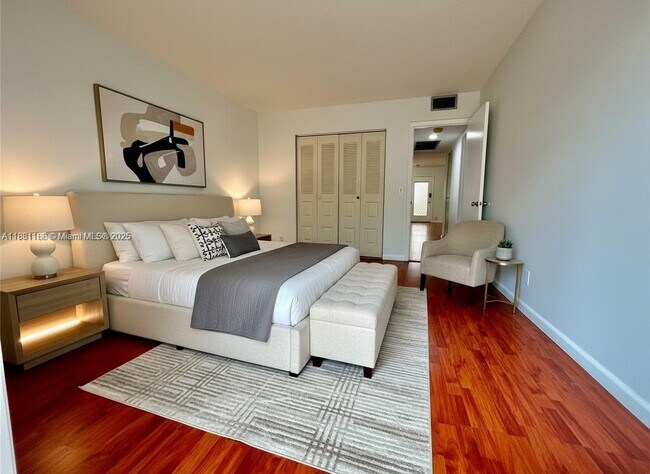 Building Photo - 801 SW 133rd Terrace