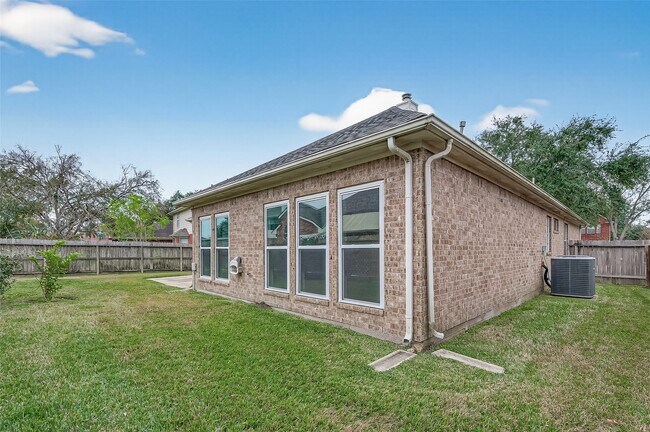 Building Photo - 9014 Pheasant Trace Ct