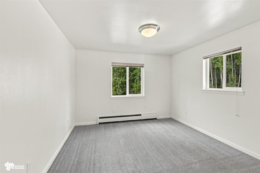 Building Photo - 6101 W Lombard Cir