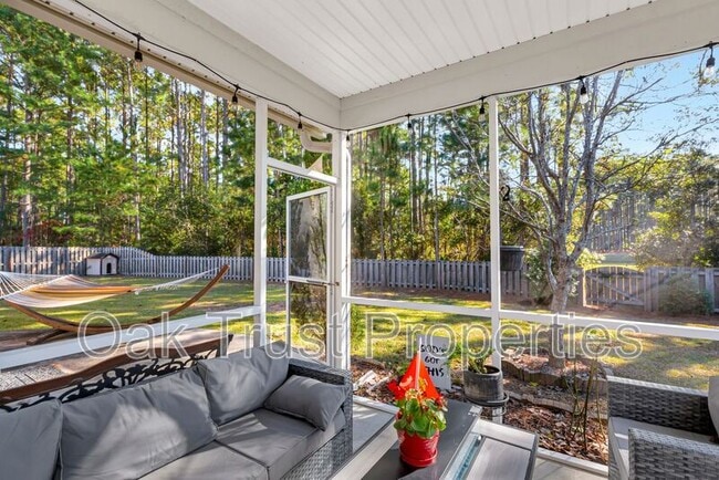 Building Photo - 113 Swiftwater Way