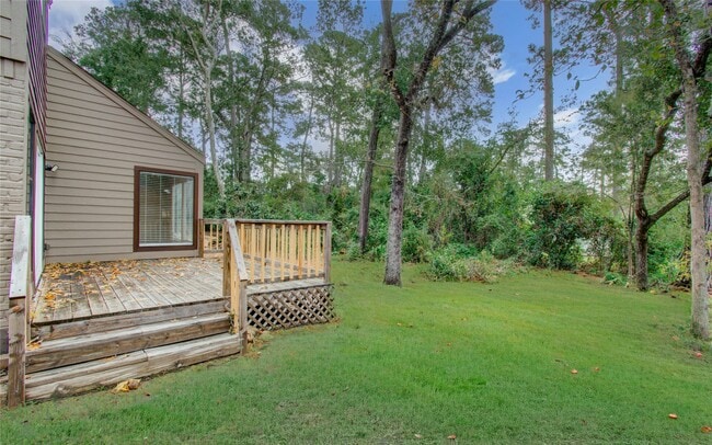 Building Photo - 712 Player Ct