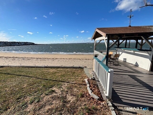 Building Photo - 56 Townsend Ave