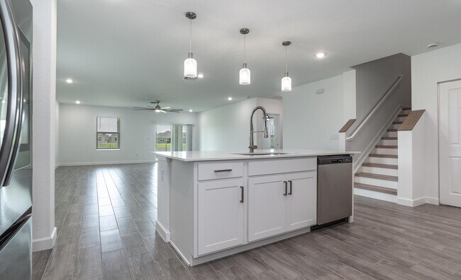 Building Photo - 6378 Windwood Wy