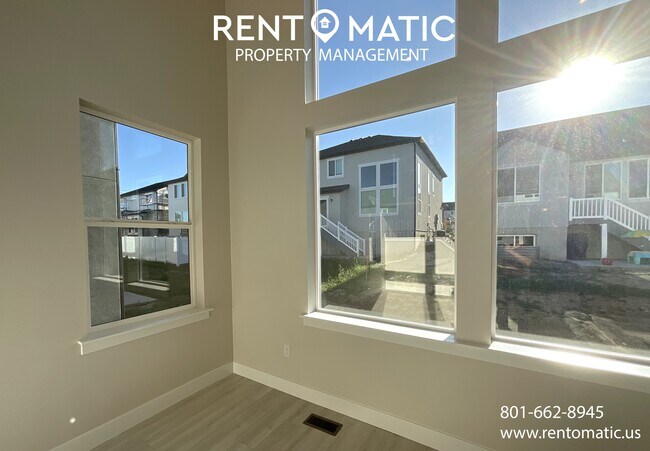 Building Photo - 12352 S Boggs Way