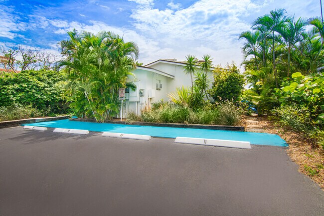Building Photo - 751 Ocean Dr