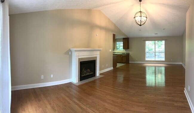 Building Photo - 8404 Lesley Marie Ln