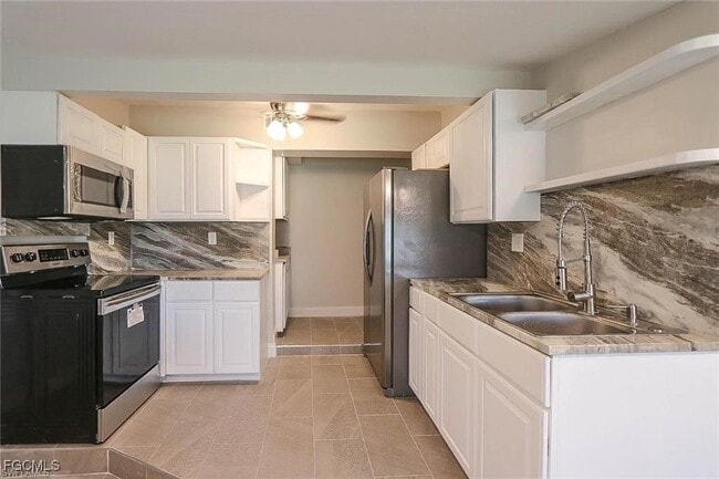 Building Photo - 305 Bougainvillea Rd W