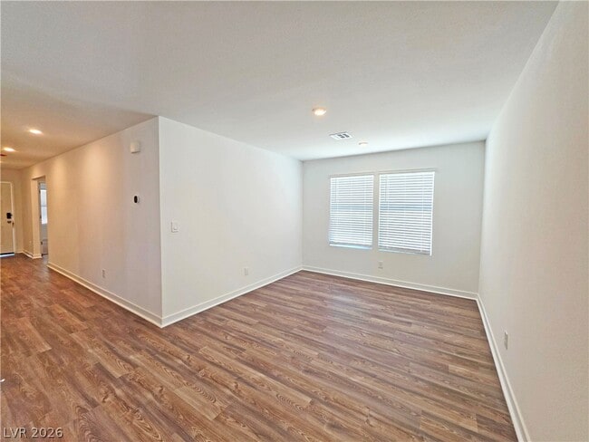 Building Photo - 660 Huyana Wind Dr