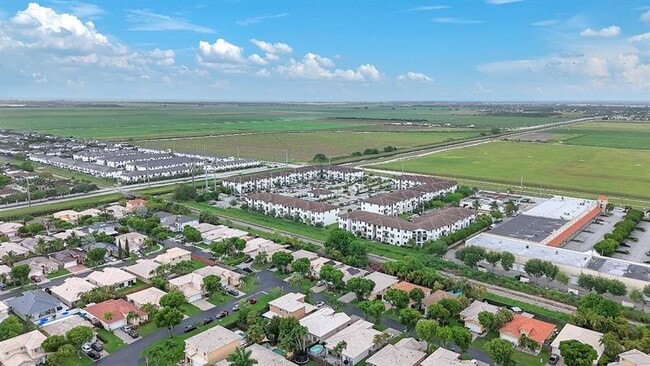 Building Photo - 15452 SW 138th Terrace