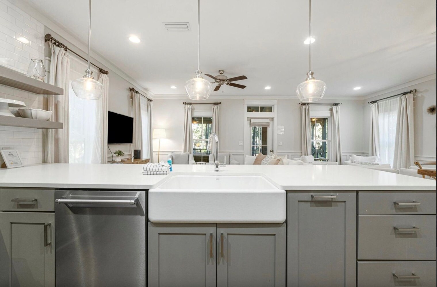 Building Photo - 587 Patina Blvd