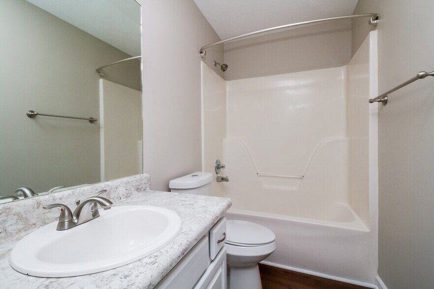 Building Photo - 7036 Hickory Pass Ln