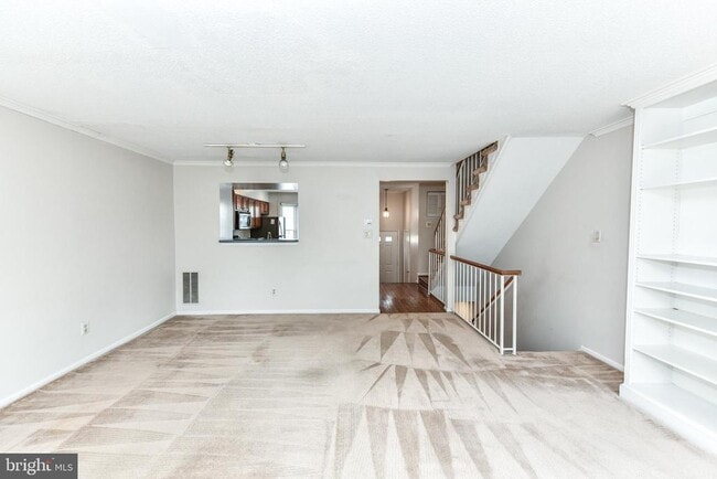 Building Photo - 21 Fendall Ave