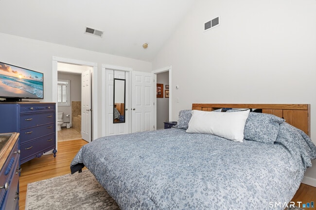 Building Photo - 4 Chatfield St