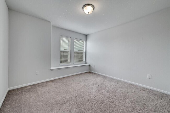 Building Photo - 6408 Owl Creek Ln