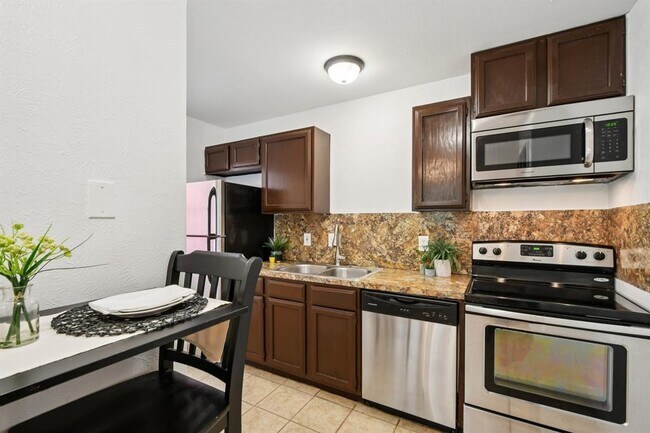 Building Photo - 4405 Avenue A