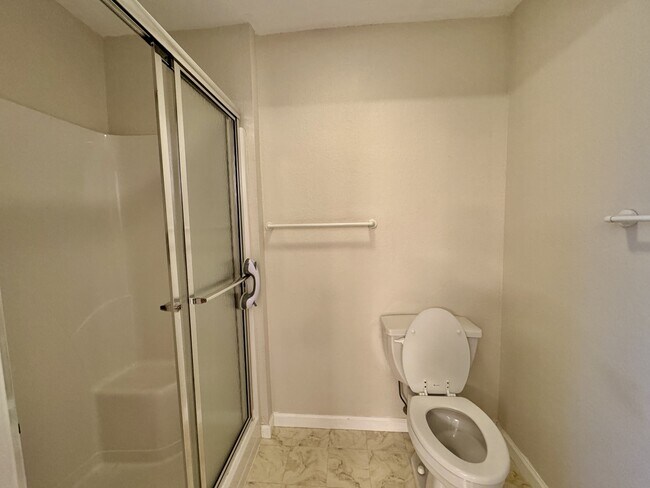 Building Photo - 144 Gigi Ln