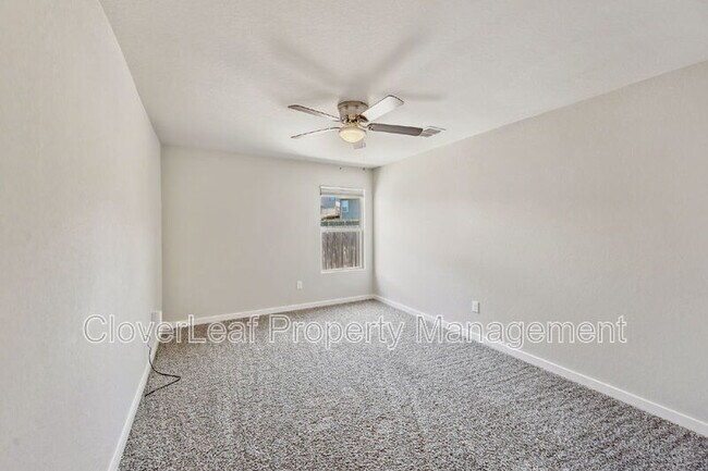 Building Photo - 14923 Costa Leon