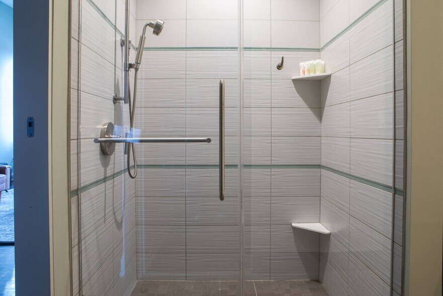 Building Photo - 225 E Michigan St