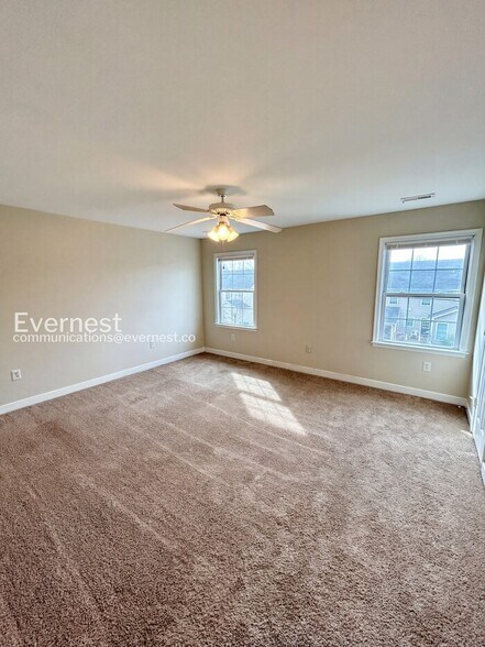 Building Photo - 1713 Jacquelin St