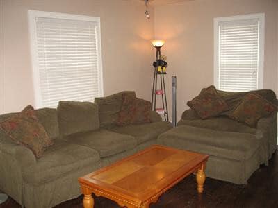 Building Photo - 706 Golfview Dr