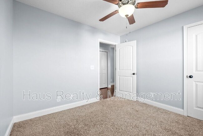 Building Photo - 961 Bonellis Ln