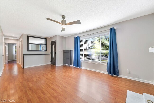 Building Photo - 4565 Meridian Dr